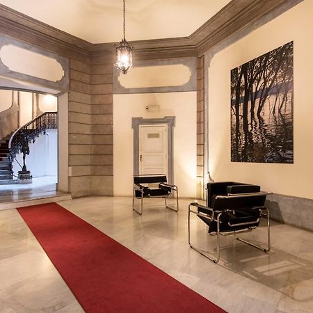 Moncada Suites & Apartments Палермо Экстерьер фото